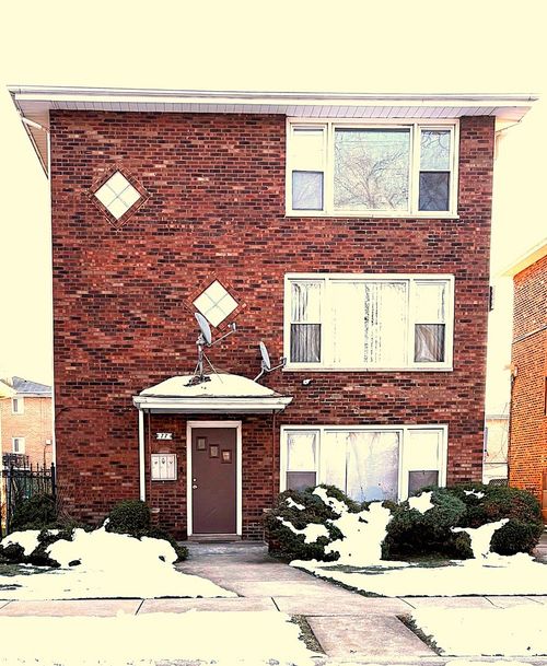 77 Paxton Ave, Calumet City, IL, 60409-2060 | Card Image