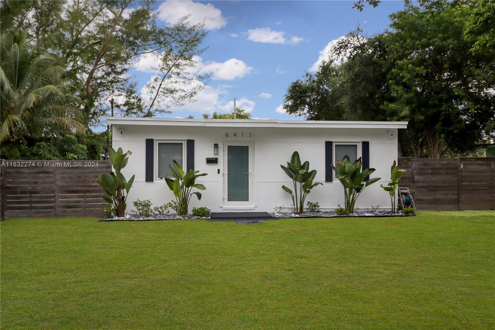 62nd Ct, South Miami, FL 33143