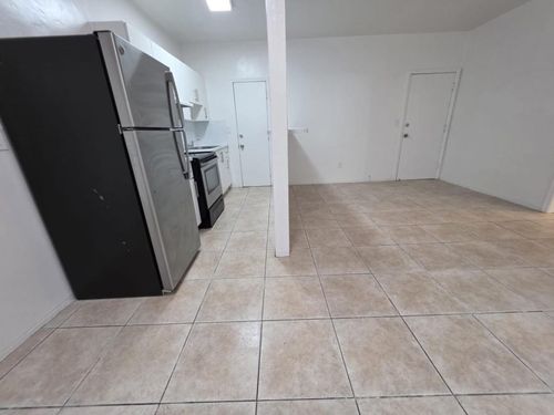 6-7700 Abbott Ave, Miami Beach, FL, 33141-2354 | Card Image