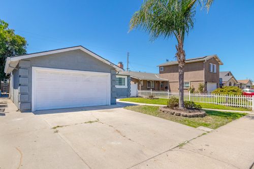 430 Eva Dr, Manteca, CA, 95336-3445 | Card Image