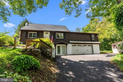 3006 Wild Run Road, House other with 4 bedrooms, 2 bathrooms and null parking in PENNSBURG PA | Image 3