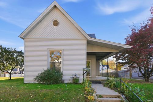 1259 E Washington St, Frankfort, IN, 46041-2157 | Card Image