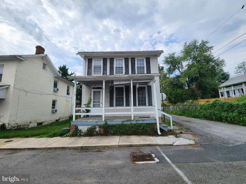 112 E Broadway St, UNION BRIDGE, MD, 21791-9184 | Card Image