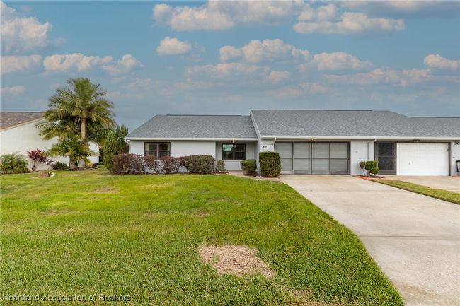 321 Grove Cir, Condo with 2 bedrooms, 2 bathrooms and null parking in AVON PARK FL | Image 19