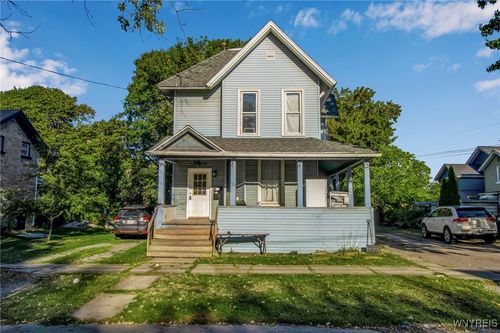 129 Lock St, Lockport, NY, 14094-2228 | Card Image