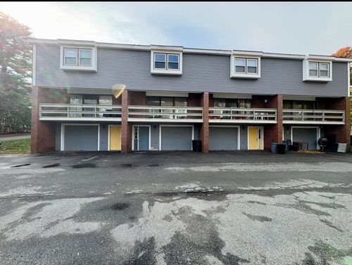 unit-2-168 Pine St, Danvers, MA, 01923-2611 | Card Image