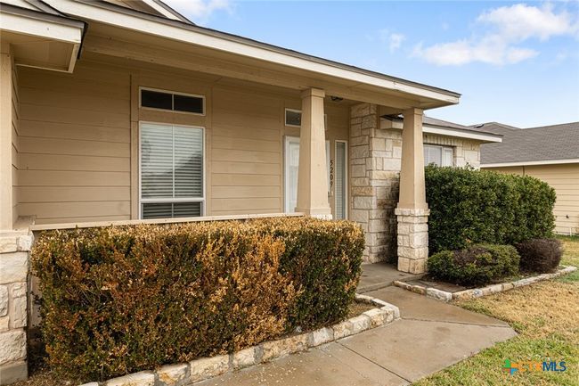 5209 Ranch Meadow St, House other with 4 bedrooms, 2 bathrooms and null parking in Killeen TX | Image 6