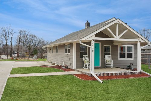 4950 Nw 47th Ave, Des Moines, IA, 50310-2107 | Card Image