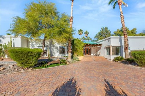 8480 W Ann Rd, Las Vegas, NV, 89149-3950 | Card Image