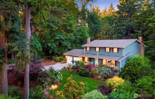 5611 240th St Se, Woodinville, WA, 98072-8607 | Card Image