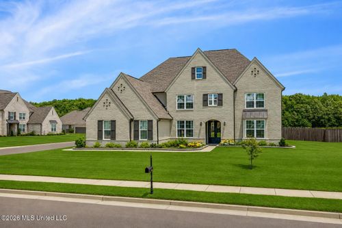 7448 Live Oak Manor Cv, Olive Branch, MS, 38654-1294 | Card Image