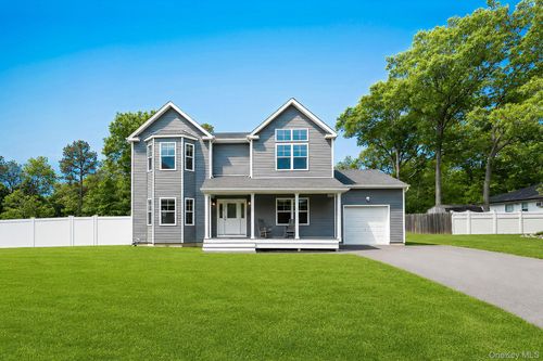 164 Chestnut St, Mount Sinai, NY, 11766-2333 | Card Image