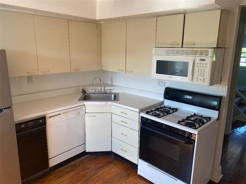 apt-4-512 Ivy St, Shadyside, PA, 15232-1665 | Card Image