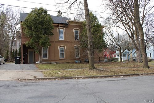 1326 Madison St, Syracuse, NY, 13210-2128 | Card Image