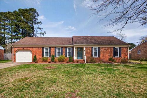 412 Warhawks Rd, Chesapeake, VA, 23322-3823 | Card Image