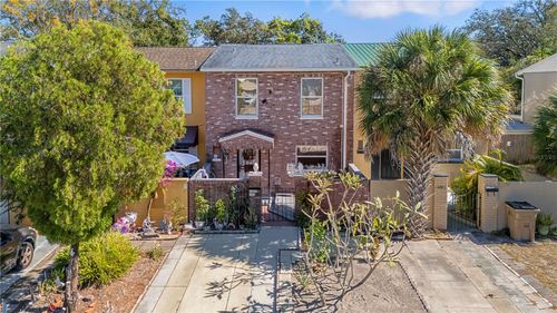 10027 N 53rd St, TEMPLE TERRACE, FL, 33617-4018 | Card Image