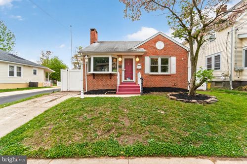 39 Reeger Avenue, Hamilton, NJ, 08610 | Card Image