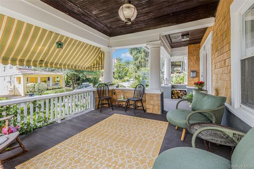 11 Park Hill Pl, Yonkers, NY, 10705-1617 | Card Image