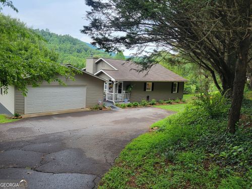 1523 Berrong Rd, Hiawassee, GA, 30546-2704 | Card Image