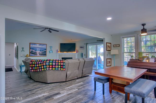 1752 Chadwick Shores Dr, House other with 3 bedrooms, 2 bathrooms and 2 parking in Sneads Ferry NC | Image 7