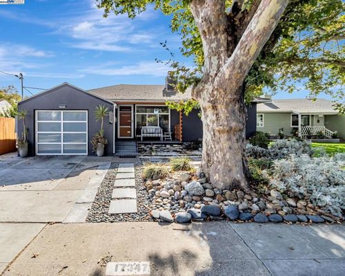 17347 Via Encinas, San Lorenzo, CA, 94580-2913 | Card Image