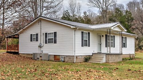 1636 Toms Creek Rd, Linden, TN, 37096-5021 | Card Image