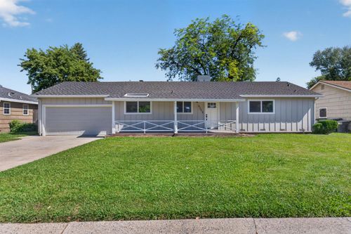 4709 Donnie Lyn Way, Carmichael, CA, 95608-3519 | Card Image