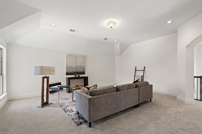 Upstairs Living area | Image 28
