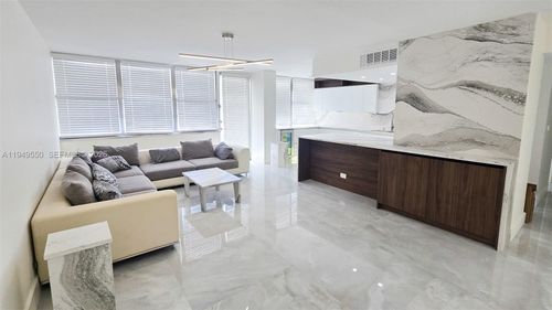 apt-203-250 174th St, Sunny Isles Beach, FL, 33160-3346 | Card Image