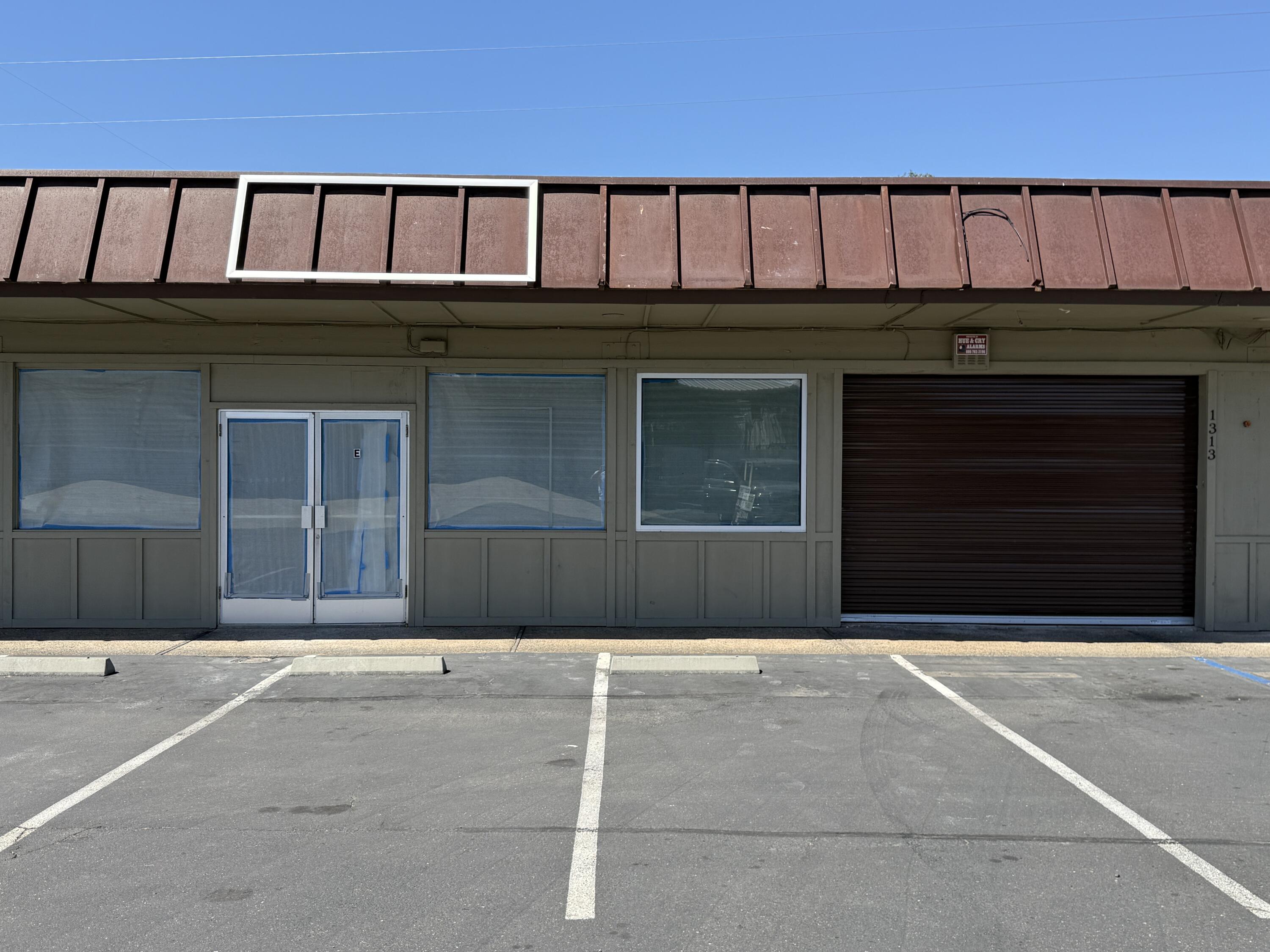 Commercial Lease in Redding