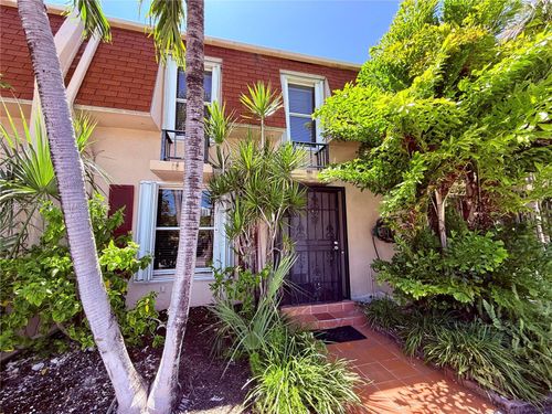 apt-34-1001 Three Islands Blvd, Hallandale Beach, FL, 33009-2856 | Card Image