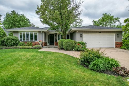 1017 Summit Hills Ln, Naperville, IL, 60563-2240 | Card Image