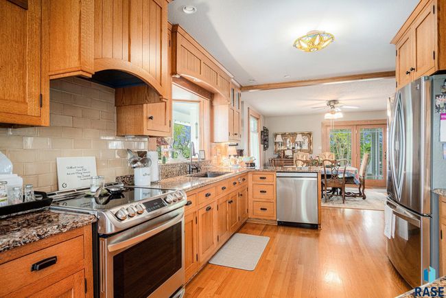 102 S Walnut Ave, House other with 4 bedrooms, 4 bathrooms and null parking in Luverne MN | Image 17