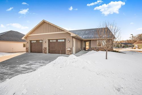 101 Barry Loop Nw, Richmond, MN, 56368-4561 | Card Image