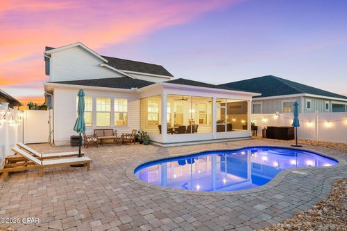 2013 Warbler St, Panama City, FL, 32405-2288 | Card Image