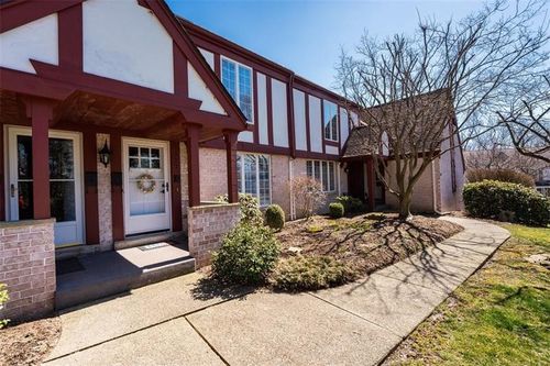 127 Greenview Dr, Indiana, PA, 15701-1378 | Card Image