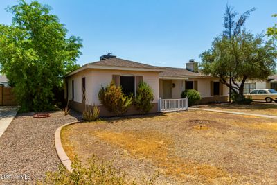 2937 N 16 Th Drive, House other with 3 bedrooms, 2 bathrooms and null parking in Phoenix AZ | Image 2