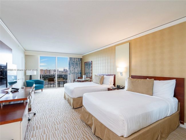 1418 - 18001 Collins Ave, Condo with 0 bedrooms, 1 bathrooms and null parking in Sunny Isles Beach FL | Image 19