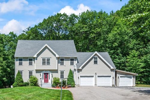 1 Crowl Hill Rd, Auburn, MA, 01501-1023 | Card Image