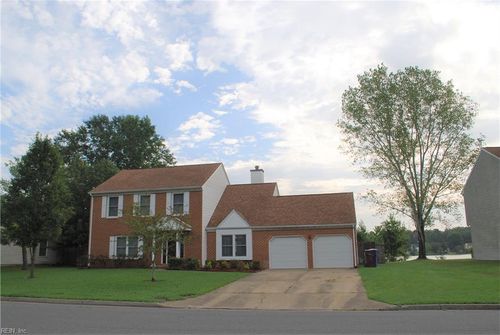 va-513 Creekwood Drive Drive, Chesapeake, VA, 23323 | Card Image