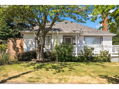 4451 Ne 81 St Ave, House other with 2 bedrooms, 2 bathrooms and 1 parking in Portland OR | Image 2