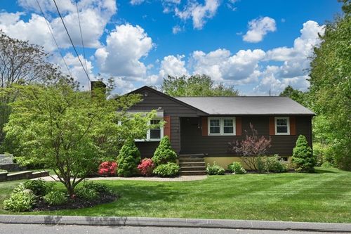 45 Hobson St, Saugus, MA, 01906-1123 | Card Image
