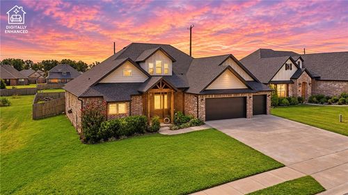 743 Saffron Ave, Tontitown, AR, 72762-5326 | Card Image