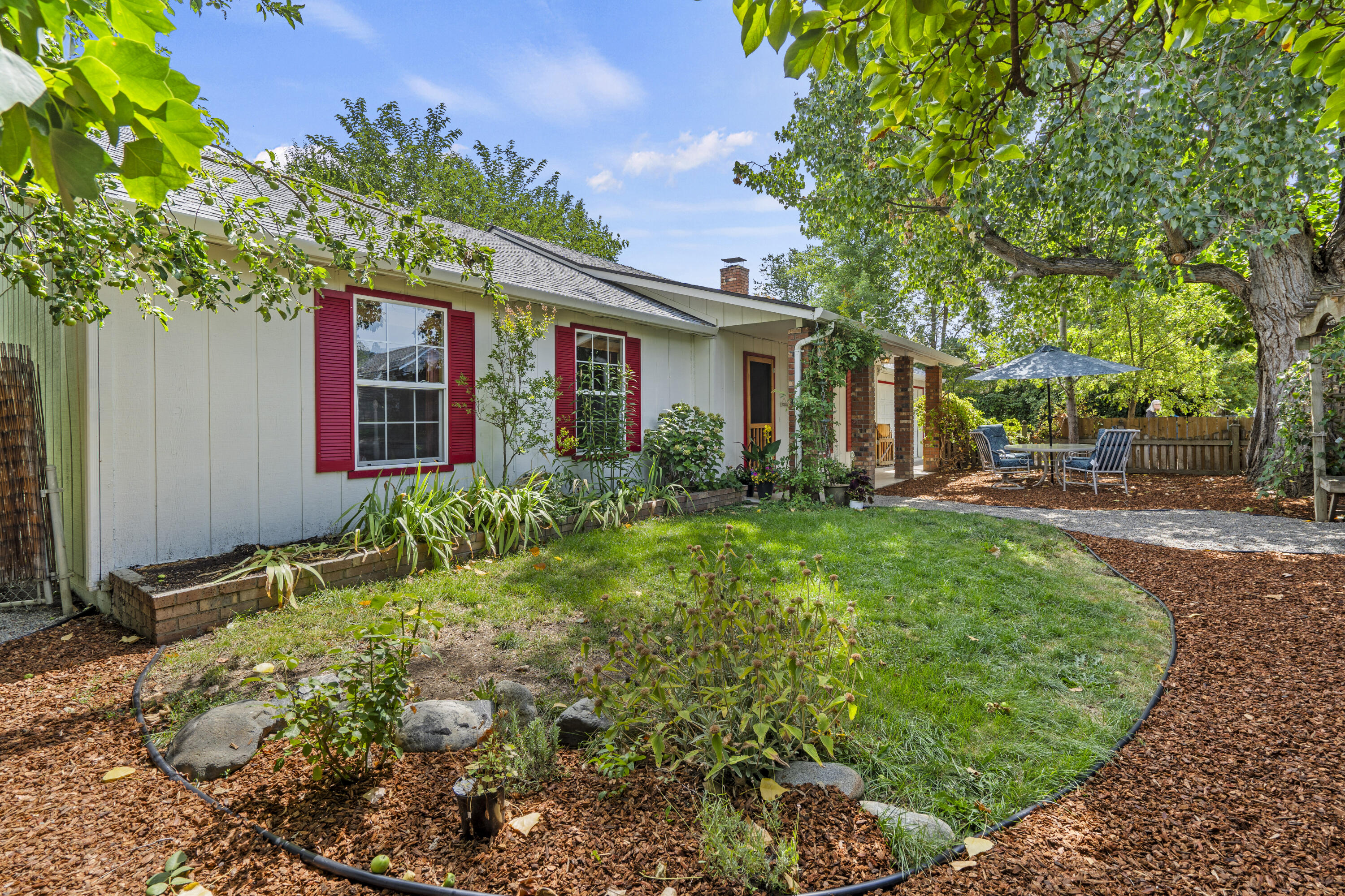 Gibson St, Talent, OR 97540