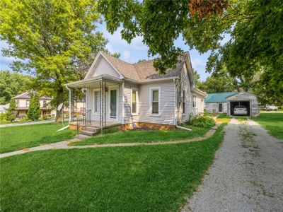 607 Guthrie Street, Home with 2 bedrooms, 1 bathrooms and null parking in Adair IA | Image 1