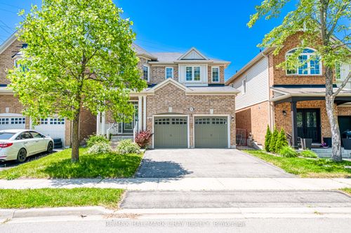 63 Ross Patrick Cres, Newmarket, ON, L3X3K3 | Card Image