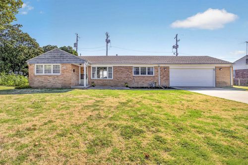 2826 S Greenwood Ave, Wichita, KS, 67216 | Card Image