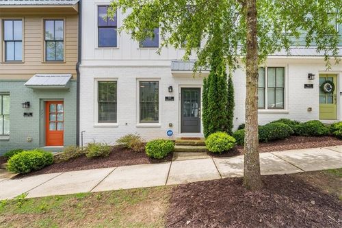 769 Hamilton Cir Se, Atlanta, GA, 30312-3735 | Card Image