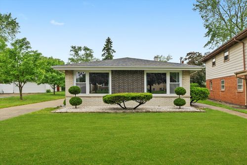421 Carey Ct, Chicago Heights, IL, 60411-1646 | Card Image