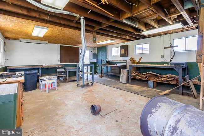 2048 Hinton Rd, House other with 2 bedrooms, 2 bathrooms and null parking in KEARNEYSVILLE WV | Image 82